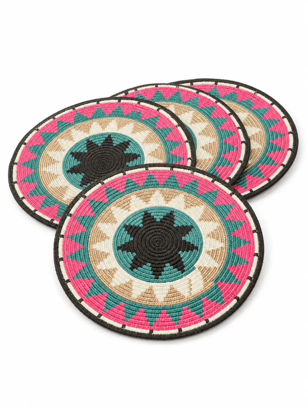 Individuales tejidos y otras artesanías wayuu